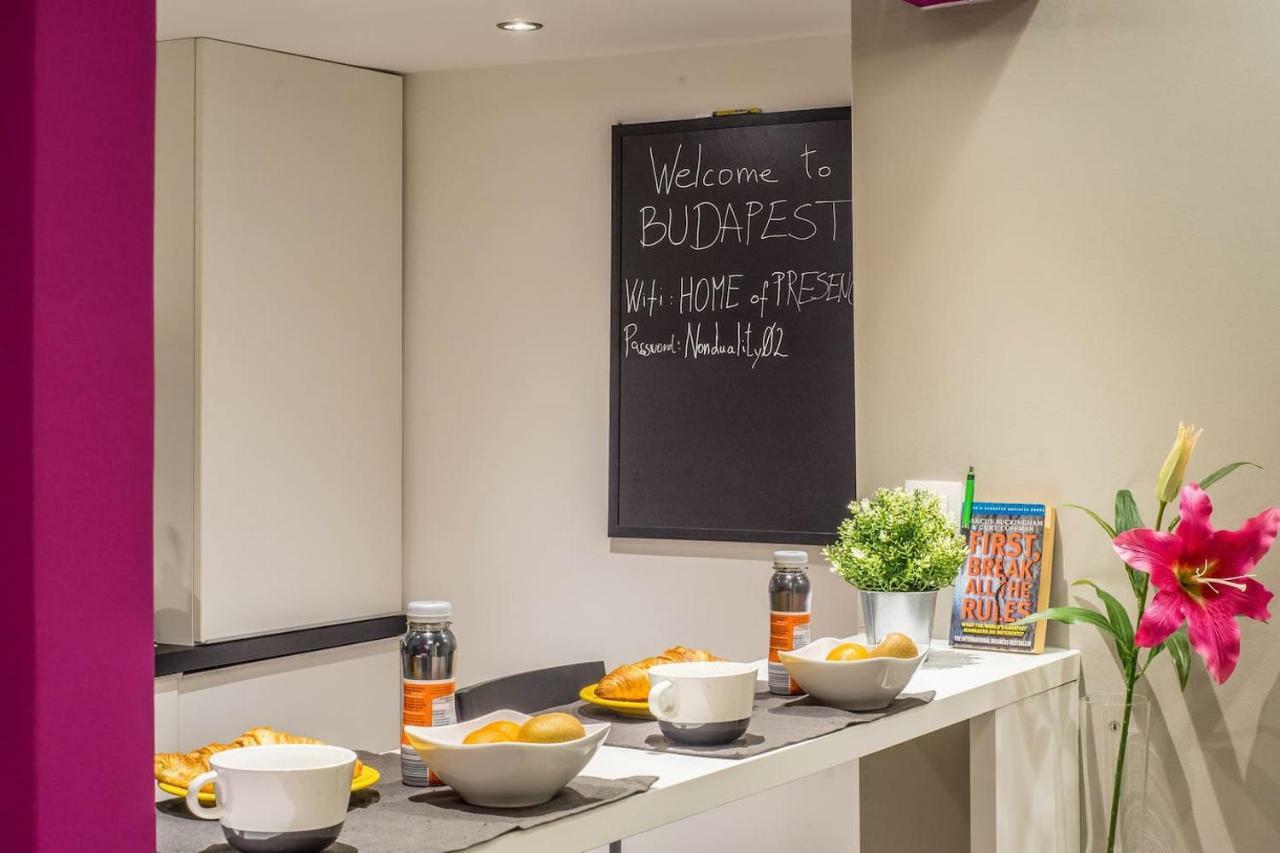 Cozy Downtown Studio Apartment Budapeşte Dış mekan fotoğraf