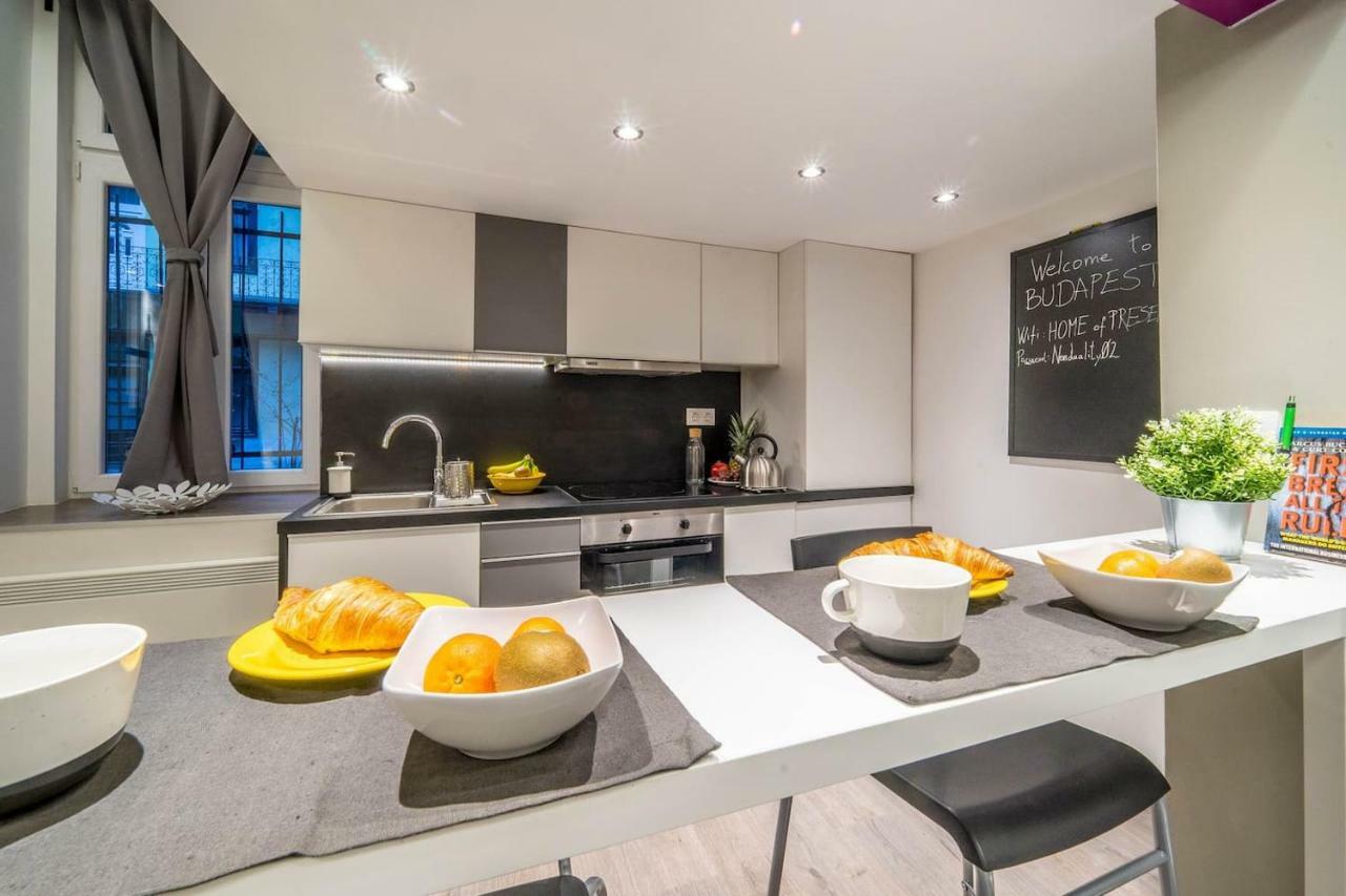 Cozy Downtown Studio Apartment Budapeşte Dış mekan fotoğraf